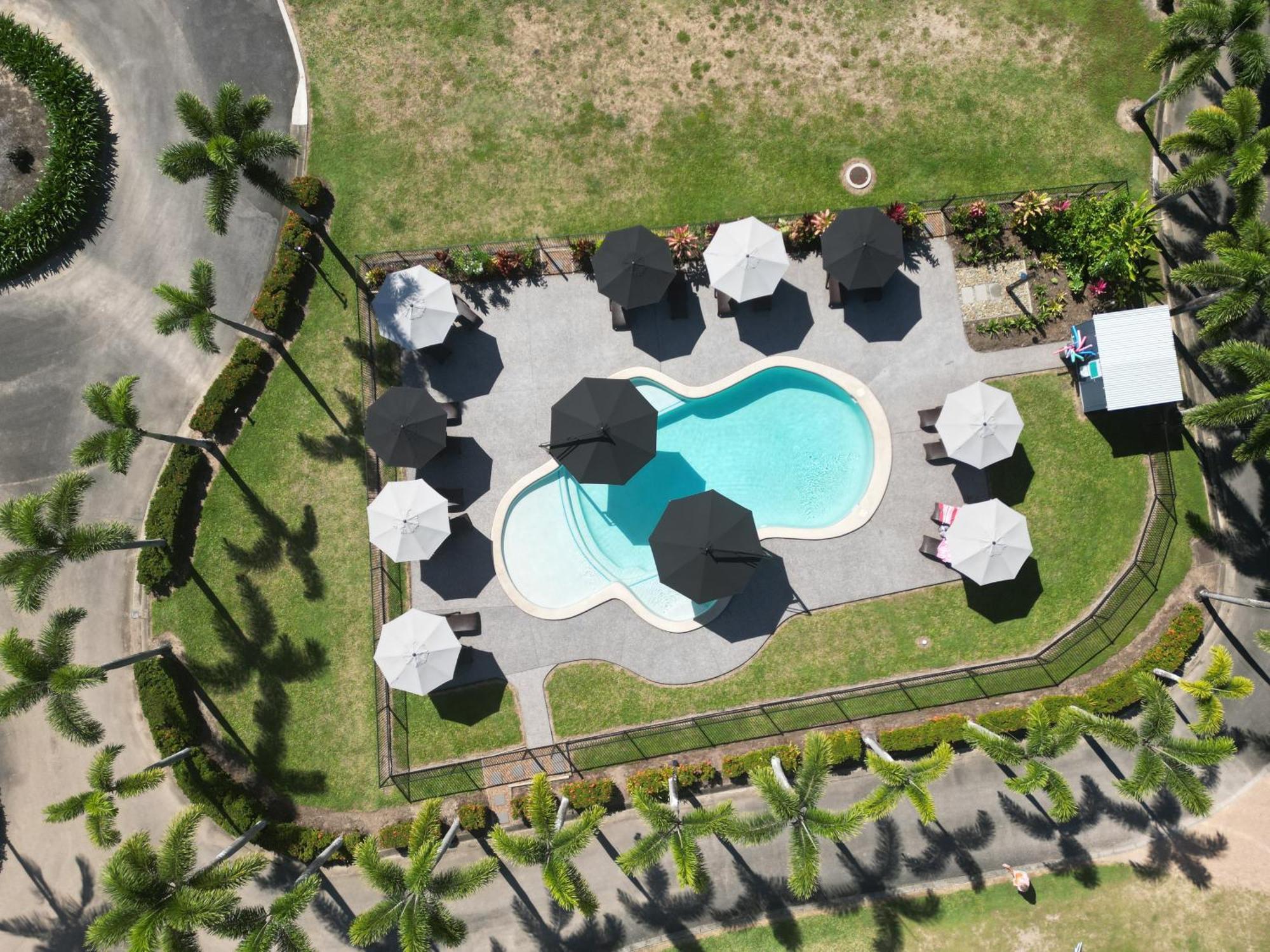 Bali Hai Child Free Holiday Park มิชชันบีช ภายนอก รูปภาพ